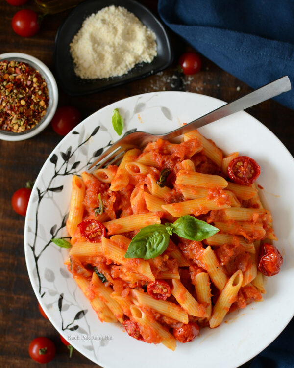 Cheese Red sauce pasta